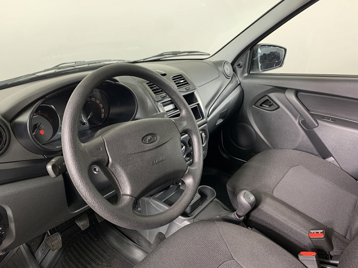 Lada Granta 1.6, 2025 года, Механика, БЕЛЫЙ