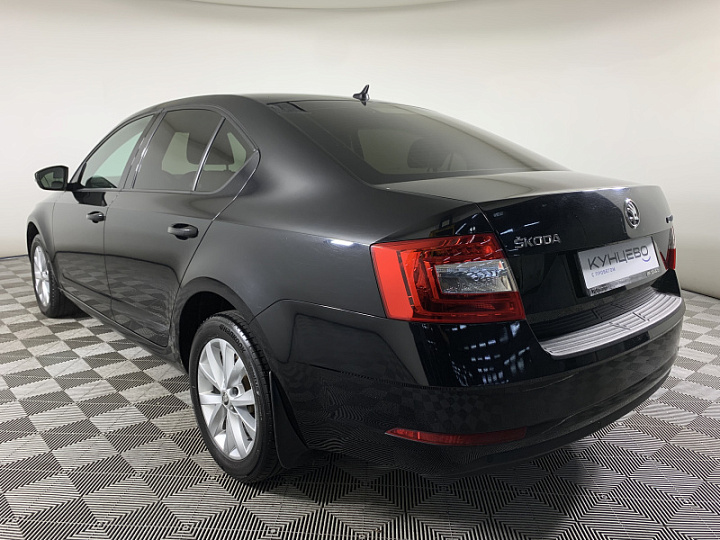 Skoda Octavia 1.6, 2018 года, Автоматическая, Черный