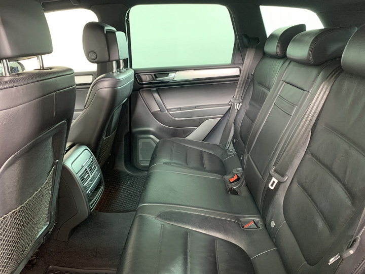 VOLKSWAGEN Touareg 3, 2018 года, Автоматическая, ЧЕРНЫЙ