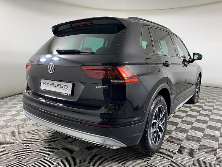 VOLKSWAGEN Tiguan 2, 2018 года, Робот, ЧЕРНЫЙ