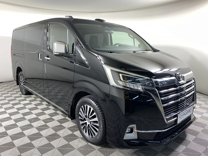 TOYOTA HiAce 2.8, 2020 года, Автоматическая, ЧЕРНЫЙ