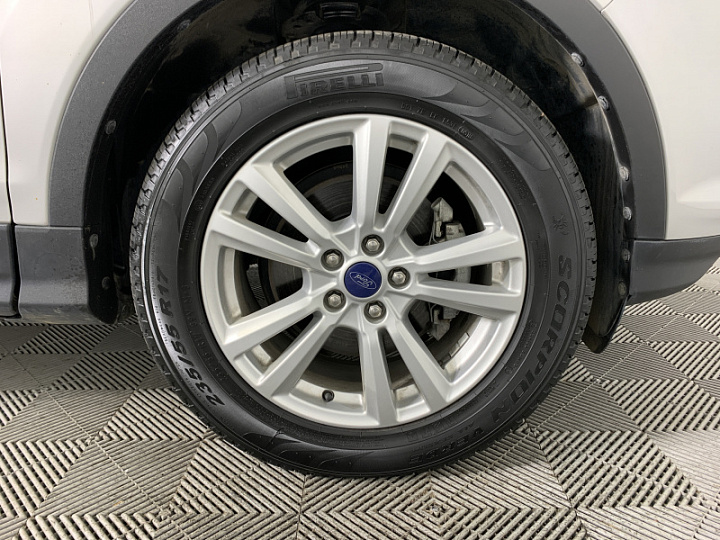 FORD Kuga 2.5, 2018 года, Автоматическая, Серебристый