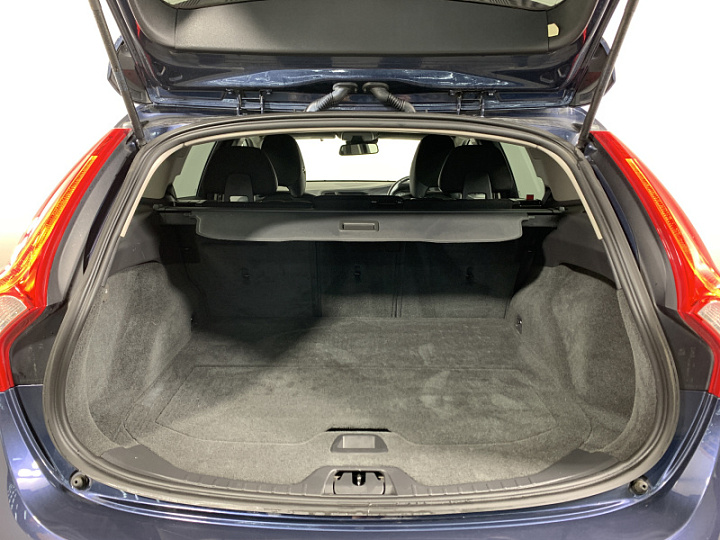 VOLVO V60 1.6, 2011 года, Автоматическая, СИНИЙ