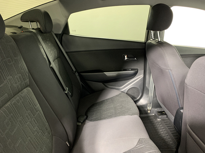 KIA Rio 1.6, 2013 года, Механика, Серебристый
