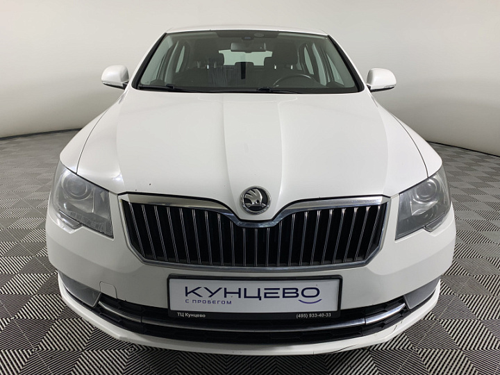 Skoda Superb 1.8, 2015 года, Автоматическая, Белый
