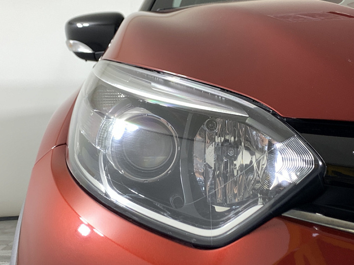 Renault Kaptur 1.6, 2020 года, Вариатор, Красный