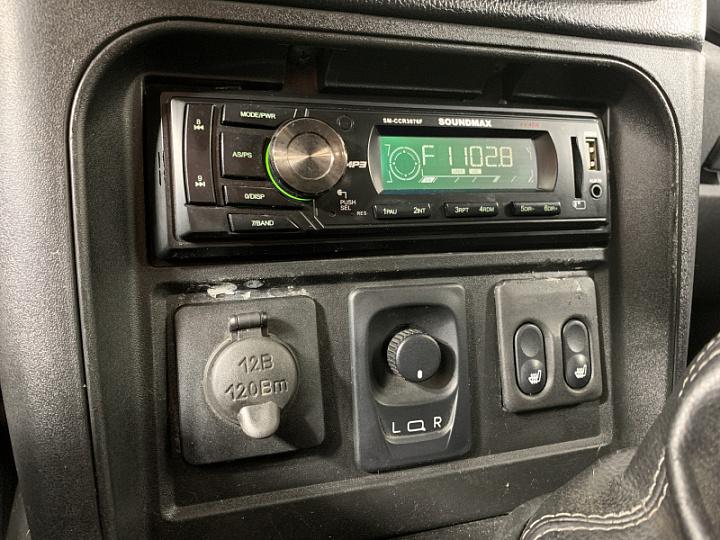 CHEVROLET Niva 1.7, 2017 года, Механика, Черно-синий
