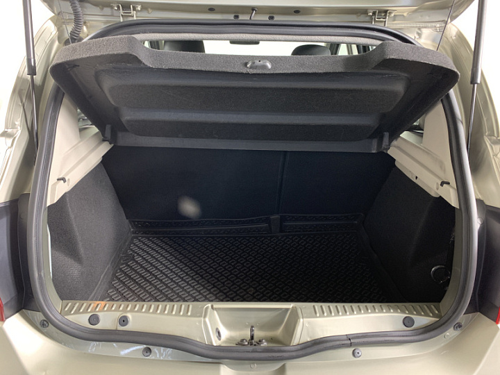 RENAULT Sandero Stepway 1.6, 2015 года, Автоматическая, БЕЖЕВЫЙ