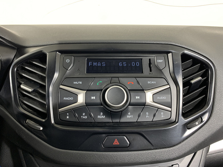 Lada Vesta 1.8, 2018 года, Механика, КОРИЧНЕВЫЙ
