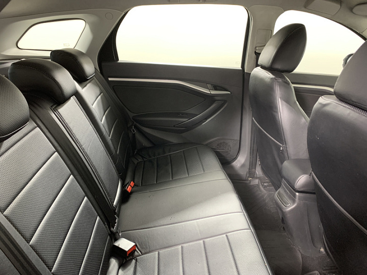 Lada Vesta 1.6, 2018 года, Механика, ЧЕРНЫЙ
