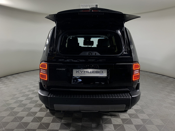 Toyota Land Cruiser Prado 250 2.8, 2025 года, Автоматическая, Черный