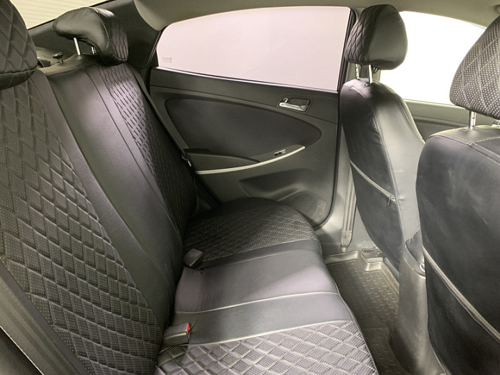 HYUNDAI Solaris 1.6, 2013 года, Механика, ФИОЛЕТОВЫЙ