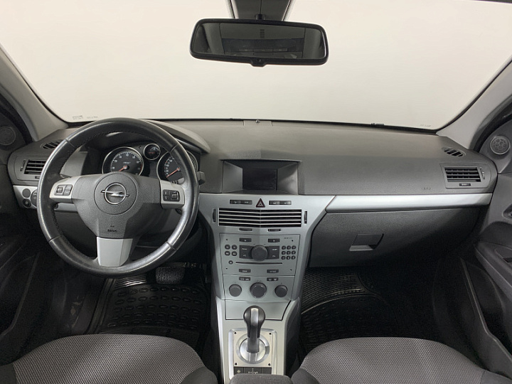 OPEL Astra 1.6, 2010 года, Робот, Серебристый