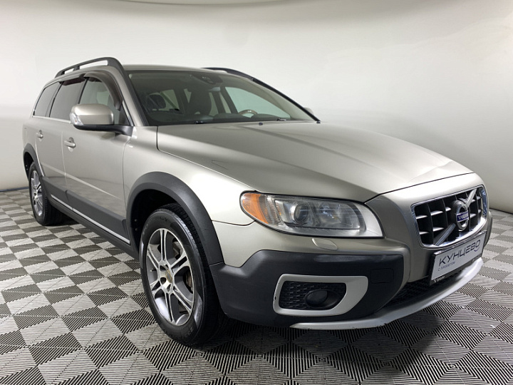 Volvo XC70 2.4, 2012 года, Автоматическая, Бежевый