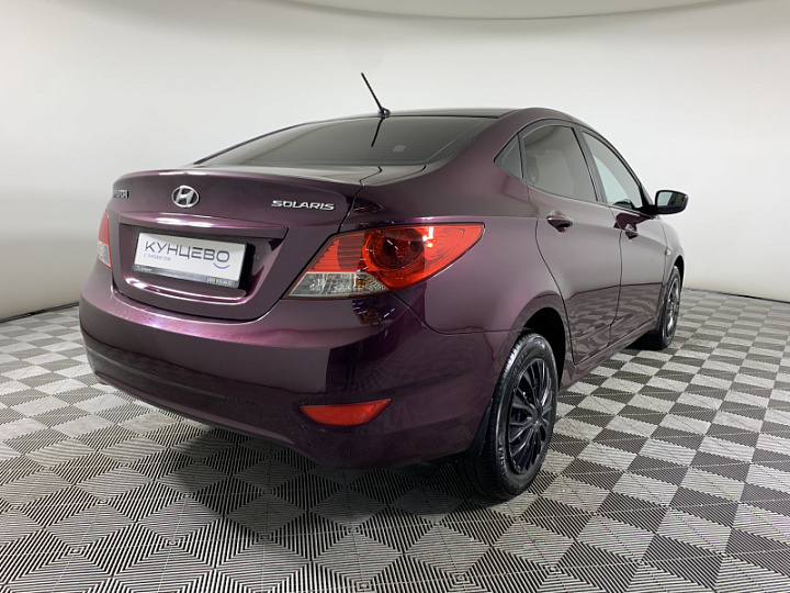 HYUNDAI Solaris 1.6, 2012 года, Механика, ФИОЛЕТОВЫЙ