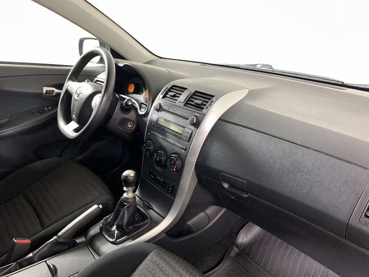 TOYOTA Corolla 1.3, 2010 года, Механика, ЧЕРНЫЙ