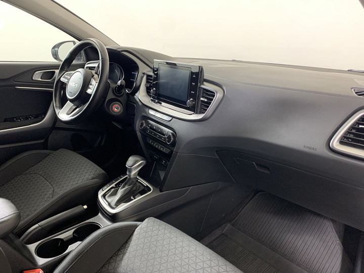 KIA Ceed 1.6, 2022 года, Автоматическая, БЕЛЫЙ