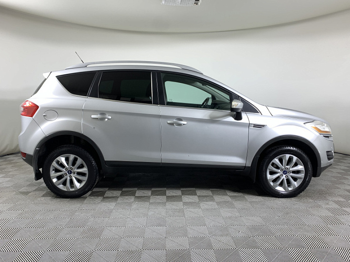 Ford Kuga 2, 2012 года, Робот, Серебристый