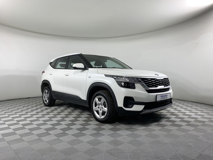 KIA Seltos 1.6, 2020 года, Автоматическая, БЕЛЫЙ
