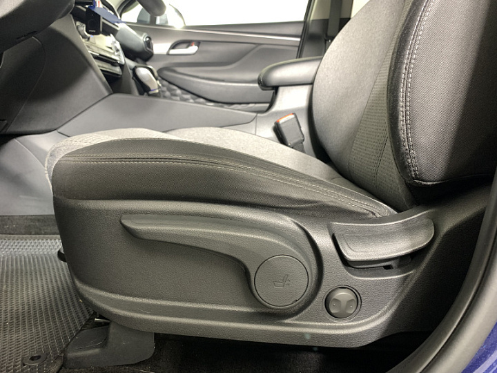 Hyundai Santa Fe 2.4, 2019 года, Автоматическая, Синий