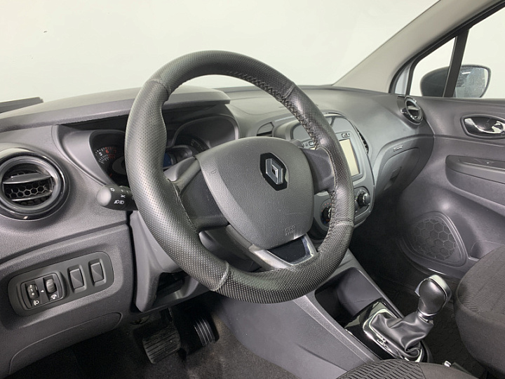 RENAULT Kaptur 1.6, 2017 года, Вариатор, БЕЛЫЙ