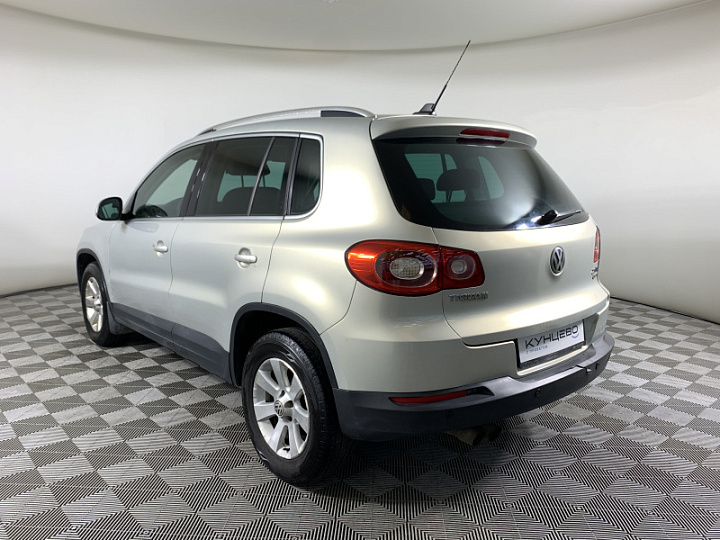 VOLKSWAGEN Tiguan 2, 2011 года, Автоматическая, Серебристо-желтый