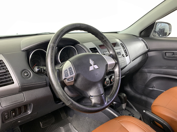 MITSUBISHI Outlander 2, 2011 года, Вариатор, БЕЛЫЙ