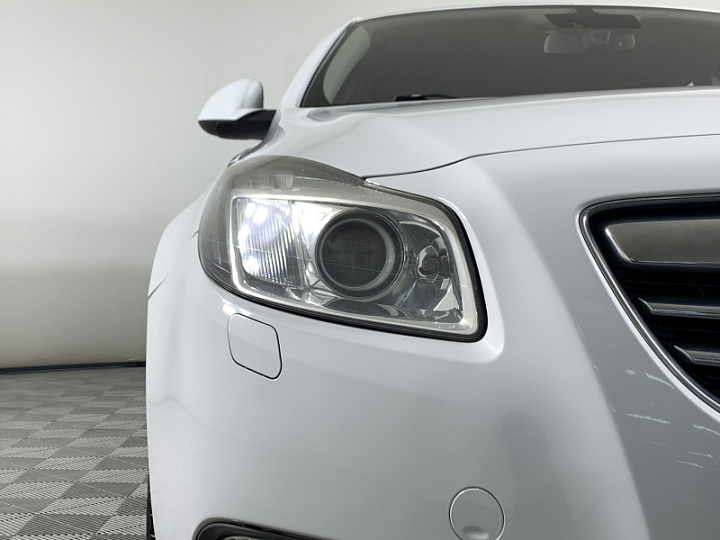 OPEL Insignia 2, 2011 года, Автоматическая, БЕЛЫЙ