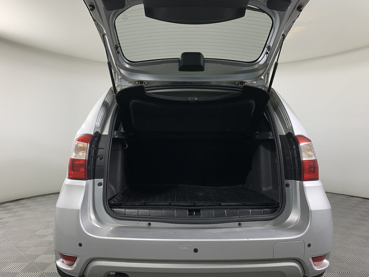 NISSAN Terrano 2, 2018 года, Механика, Серебристый