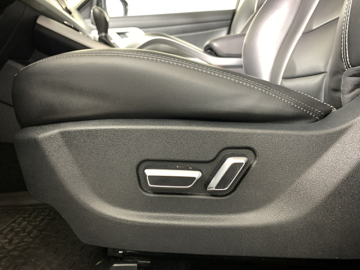 GEELY Atlas 2.4, 2019 года, Робот, ЧЕРНЫЙ