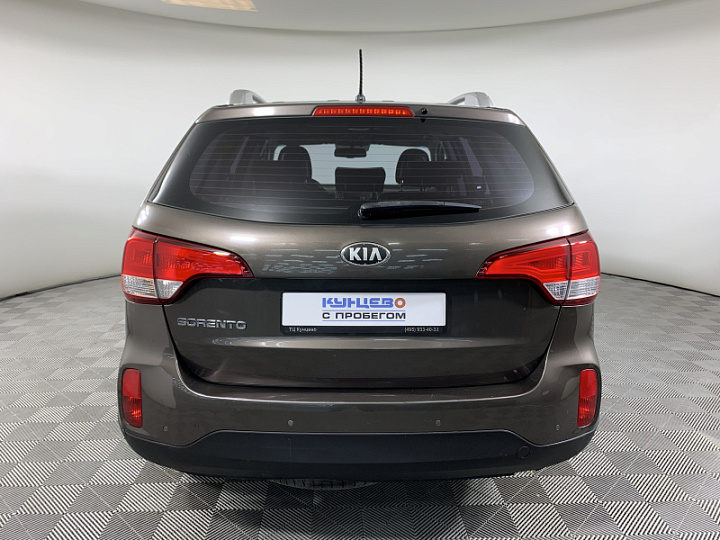 KIA Sorento 2.4, 2013 года, Автоматическая, БЕЖЕВЫЙ