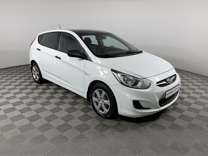 HYUNDAI Solaris 1.4, 2014 года, Автоматическая, БЕЛЫЙ