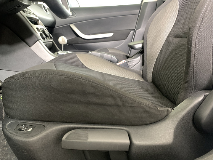 Peugeot 308 1.6, 2008 года, Автоматическая, Белый