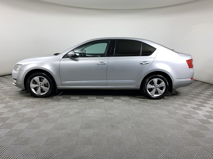 SKODA Octavia 1.8, 2014 года, Робот, Серебристый