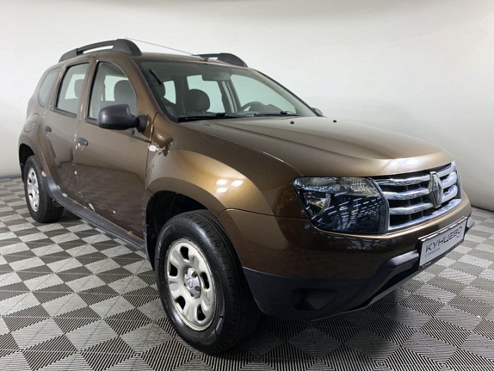Renault Duster 1.6, 2013 года, Механика, Коричневый