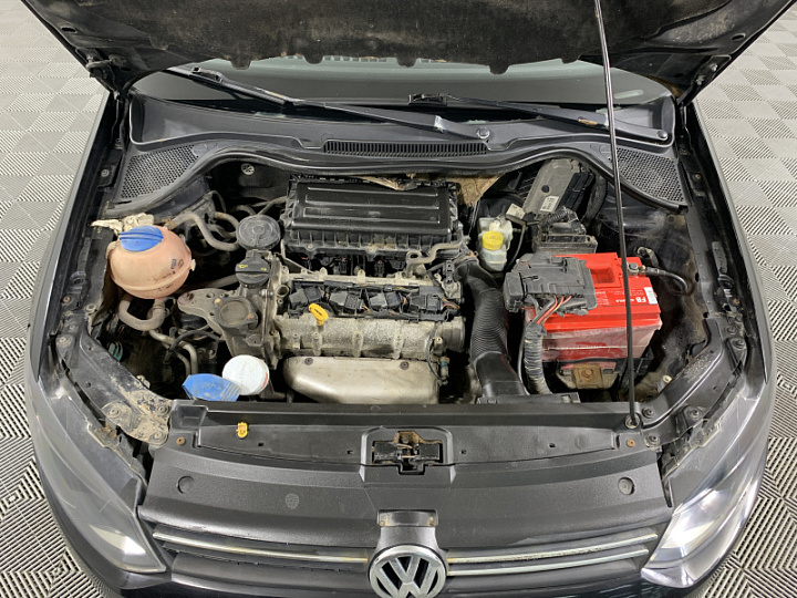 VOLKSWAGEN Polo 1.6, 2013 года, Автоматическая, ЧЕРНЫЙ