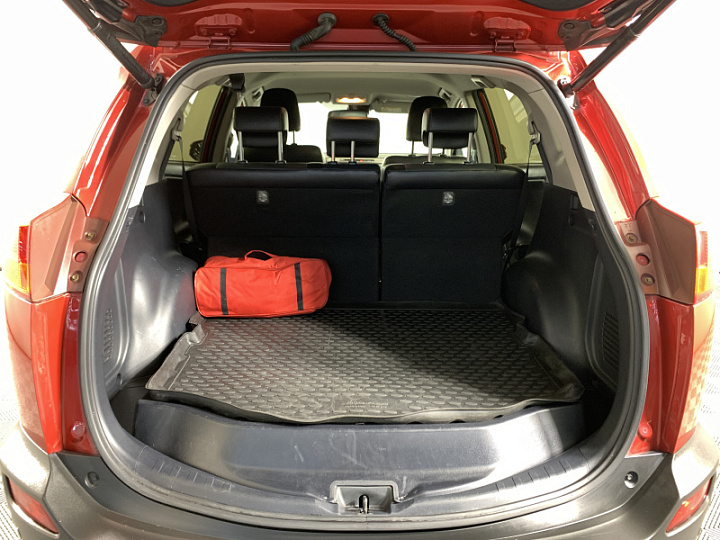 TOYOTA RAV4 2.2, 2013 года, Автоматическая, КРАСНЫЙ