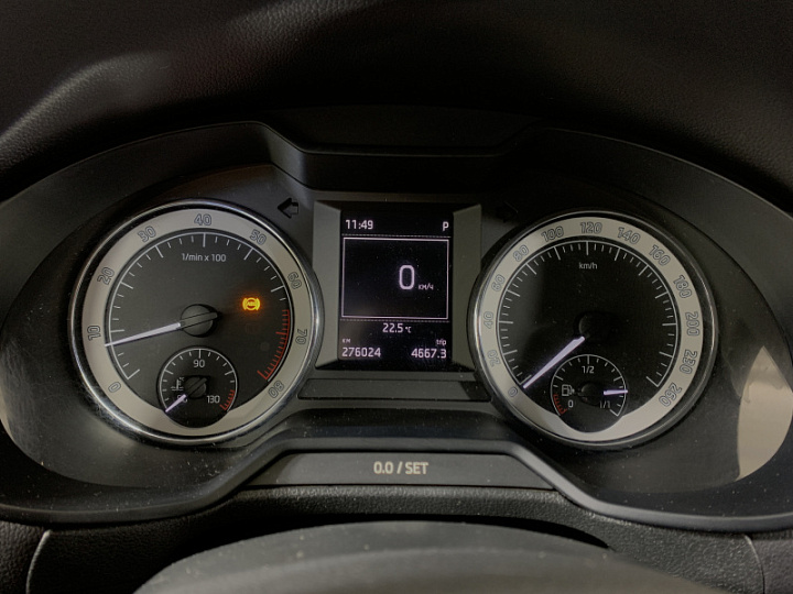 SKODA Octavia 1.6, 2016 года, Автоматическая, ТЕМНО-СЕРЫЙ