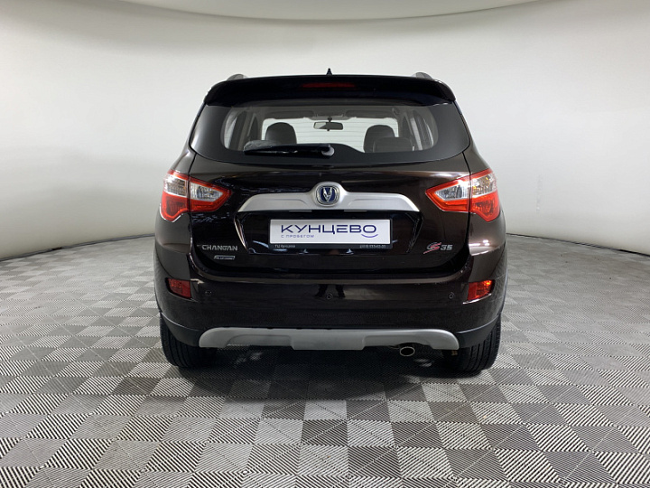 CHANGAN CS35 1.6, 2018 года, Механика, КОРИЧНЕВЫЙ