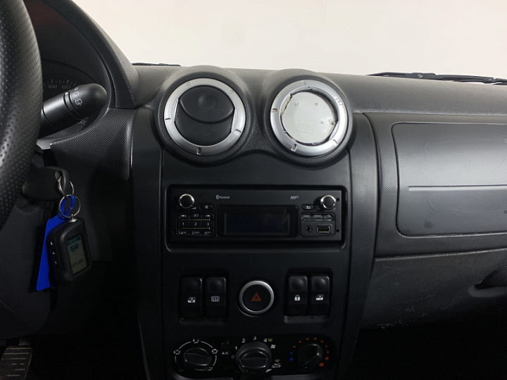 LADA (ВАЗ) Largus 1.6, 2018 года, Механика, Белый