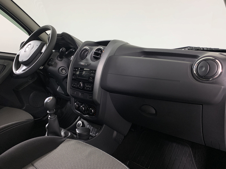 RENAULT Duster 1.6, 2016 года, Механика, БЕЛЫЙ