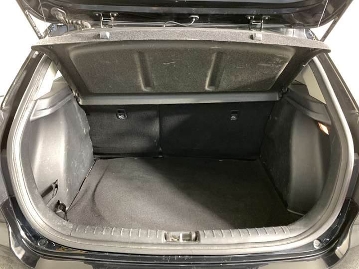 KIA Rio X-Line 1.6, 2018 года, Автоматическая, ЧЕРНЫЙ