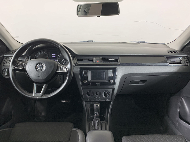 SKODA Rapid 1.4, 2015 года, Робот, БЕЛЫЙ