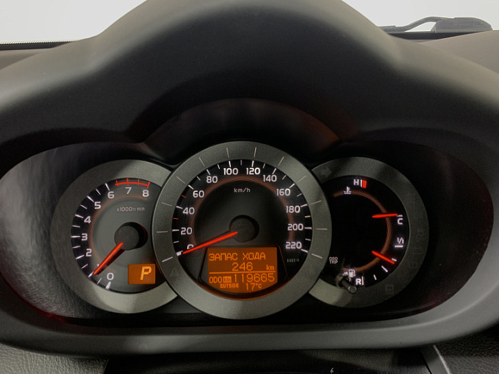 TOYOTA RAV4 2, 2010 года, Вариатор, ЧЕРНЫЙ