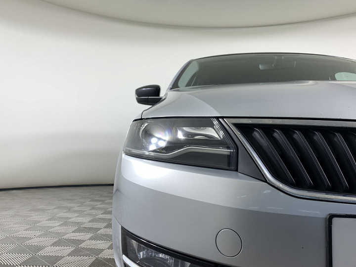 SKODA Rapid 1.4, 2018 года, Робот, Серебристый