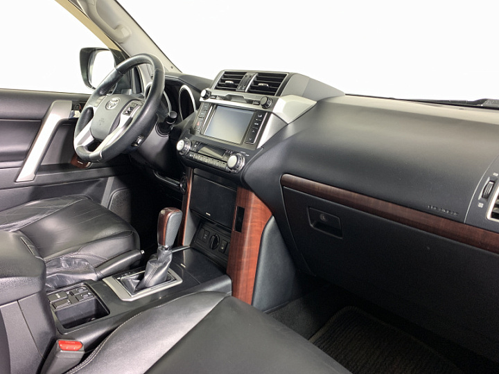 TOYOTA Land Cruiser Prado 2.8, 2017 года, Автоматическая, ЧЕРНЫЙ