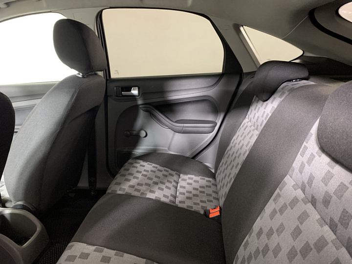 FORD Focus 1.6, 2007 года, Механика, ЧЕРНЫЙ