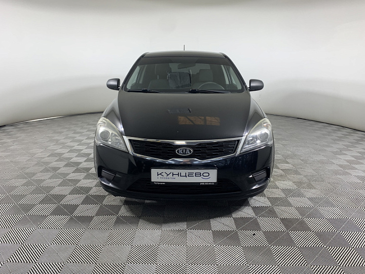 KIA Ceed 1.4, 2011 года, Механика, Черный перламутр