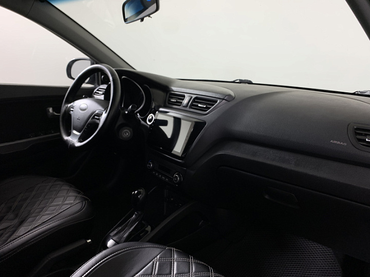 KIA Rio 1.6, 2016 года, Автоматическая, Коричневый