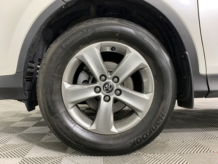 TOYOTA RAV4 2, 2015 года, Вариатор, БЕЛЫЙ